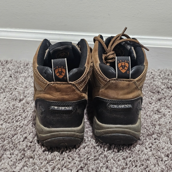 Ariat ATS Technology Brown and Black Hiking Boots Gorpcore Size7B Women Boots - Picture 8 of 9